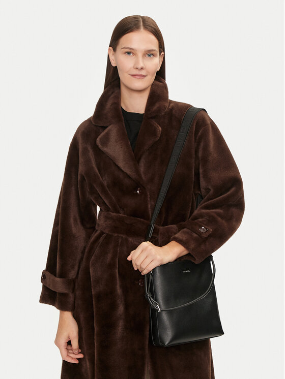 Calvin Klein Calvin Klein Käekott Ck Must Small Bucket_Caviar K60K613129 Must