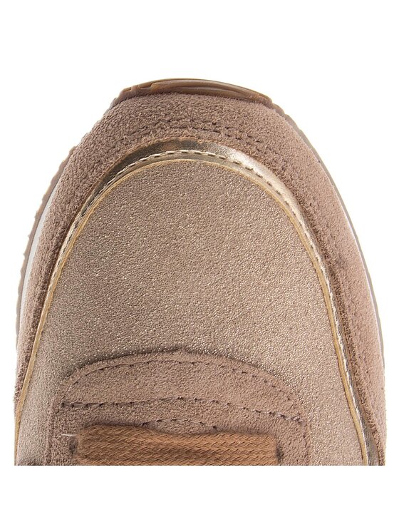 Tommy hilfiger outlet stud city