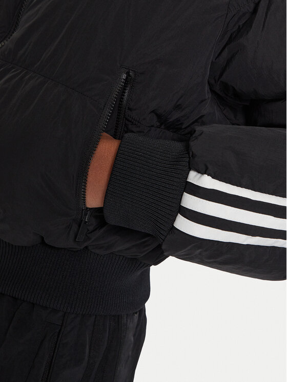 adidas adidas Giubbotto invernale adicolor JX2970 Nero Loose Fit
