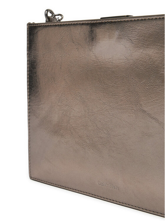 Calvin Klein Calvin Klein Torebka Ck Night Square Crossbody_Shiny K60K612793 Srebrny
