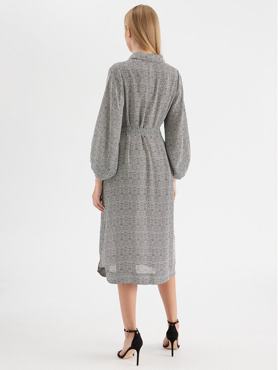 Fransa Fransa Kasdieninė suknelė 20611667 Juoda Regular Fit