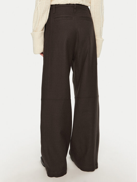 AMI Paris AMI Paris Pantaloni din material FTR305.WV0018 Maro Relaxed Fit