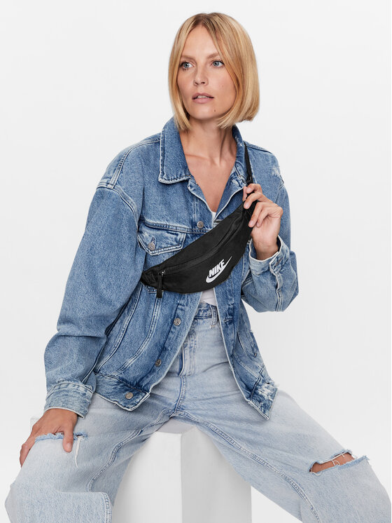 Nike Nike Τσαντάκι Μέσης﻿ DB0488-010 Μαύρο