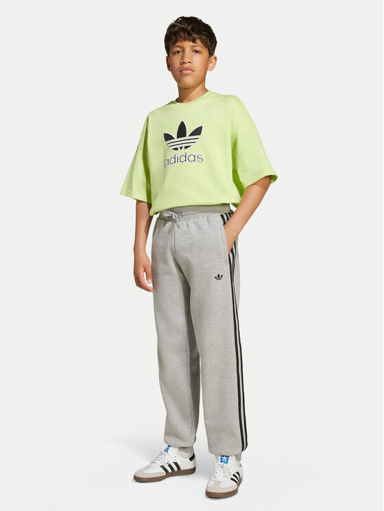 adidas adidas Spodnie dresowe 3-Stripes JW1090 Szary Loose Fit