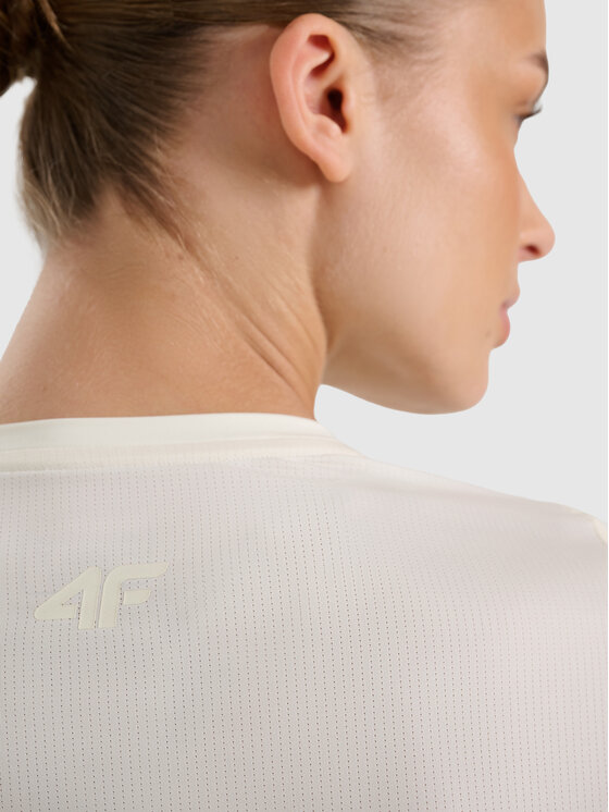 4F 4F Koszulka techniczna TRAINING Kremowy Slim Fit