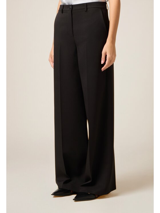 Oltre Oltre Pantaloni di tessuto P01XR009262N033 Nero Baggy Fit