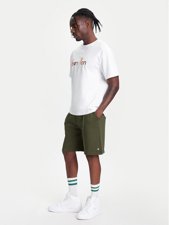 United Colors Of Benetton United Colors Of Benetton Szorty sportowe 342ZU900X Zielony Regular Fit