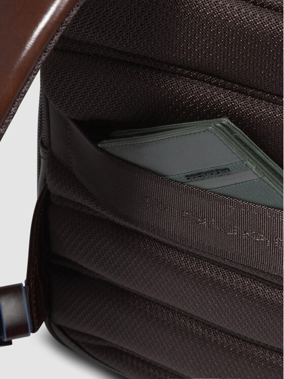Piquadro Piquadro Batoh 389 Hnědá