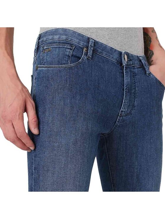Emporio Armani Emporio Armani Jeansy 8N1J06 1D85Z Tmavomodrá Slim Fit