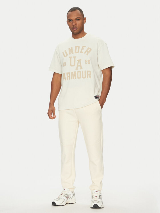 Under Armour Under Armour T-särk Heavyweight Varsity 1390179 Beež Oversize
