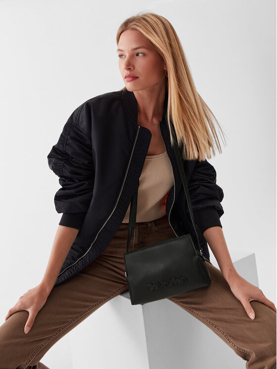 Neat crossbody 2025 calvin klein