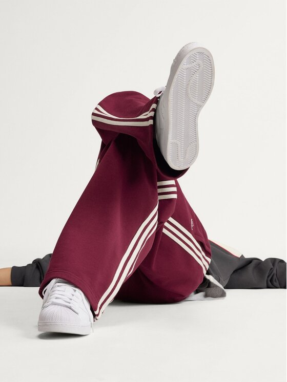 adidas Originals adidas Originals Spodnie dresowe 172582 Czerwony ciemny Loose Fit