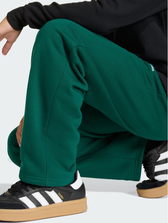 adidas adidas Spodnie materiałowe 159213 Zielony Regular Fit