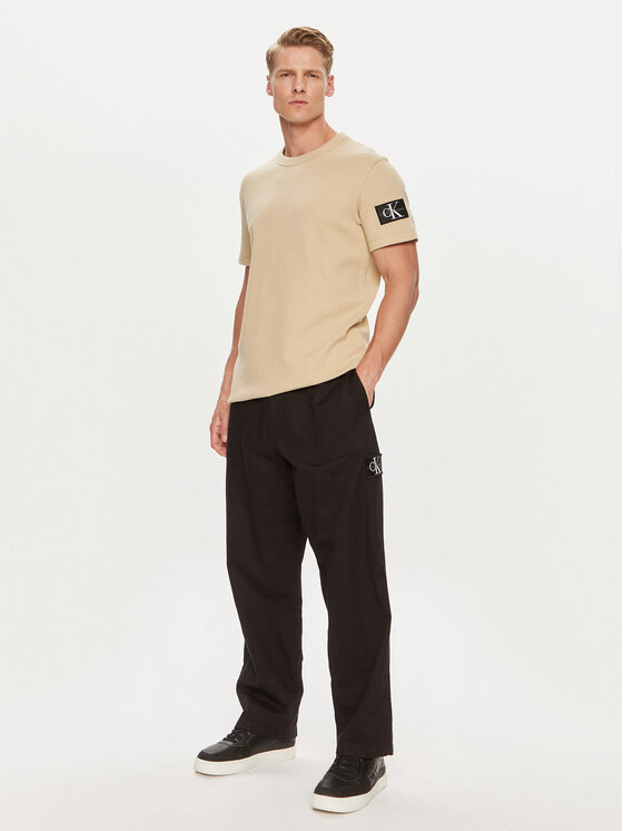Calvin Klein Jeans Calvin Klein Jeans Medžiaginės kelnės J30J325126 Juoda Regular Fit