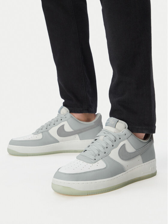 Nike Nike Laisvalaikio batai Air Force 1 '07 Lv8 FJ4170 003 Pilka