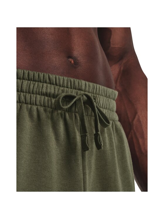 Under Armour Under Armour Spodnie dresowe 1379774-390 Zielony Basic Fit