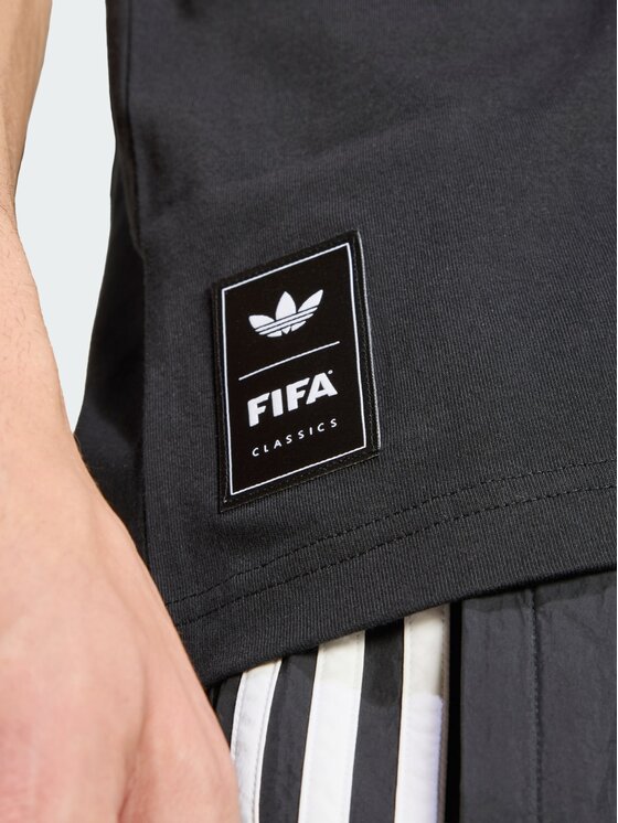 adidas adidas T-Shirt 163028 Czarny Regular Fit
