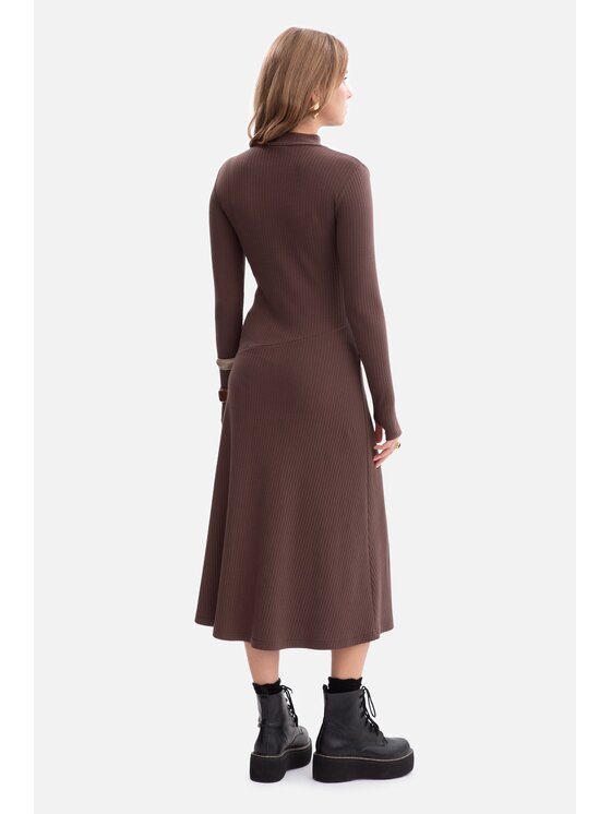 BeWear BeWear Sukienka dzianinowa b299 Brązowy Baggy Fit