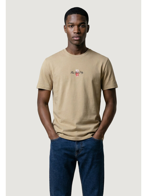 Tommy Jeans Tommy Jeans T-shirt DM0DM22532 Beige Casual Fit
