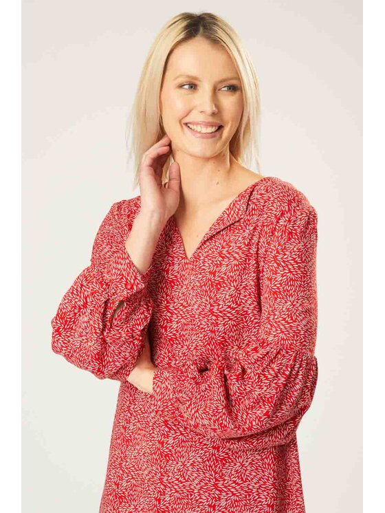 QUIOSQUE QUIOSQUE Každodenné šaty BUG DRESS Červená Regular Fit