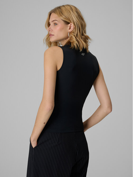 4F 4F Top ESSENTIAL Czarny Slim Fit