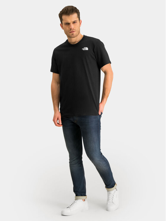 The North Face T-Shirt Redbox NF0A2TX2 Schwarz Regular Fit