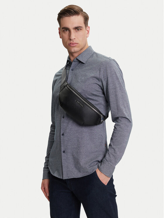 Armani Exchange Armani Exchange Ledvinka XM000848 AF12134 UC001 Černá