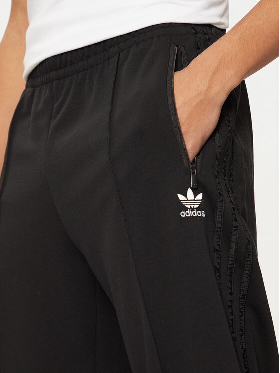 adidas adidas Долнище анцуг Monogram IZ2539 Черен Regular Fit