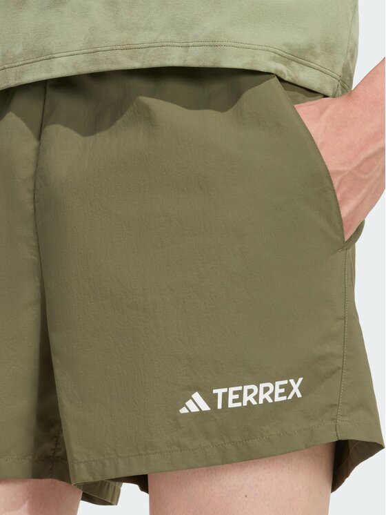 adidas adidas Szorty sportowe Terrex Multi Zielony Regular Fit