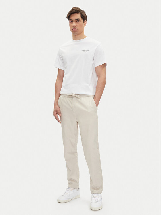 Mustang Mustang Pantaloni di tessuto Milano 1016330 Bianco Tapered Fit