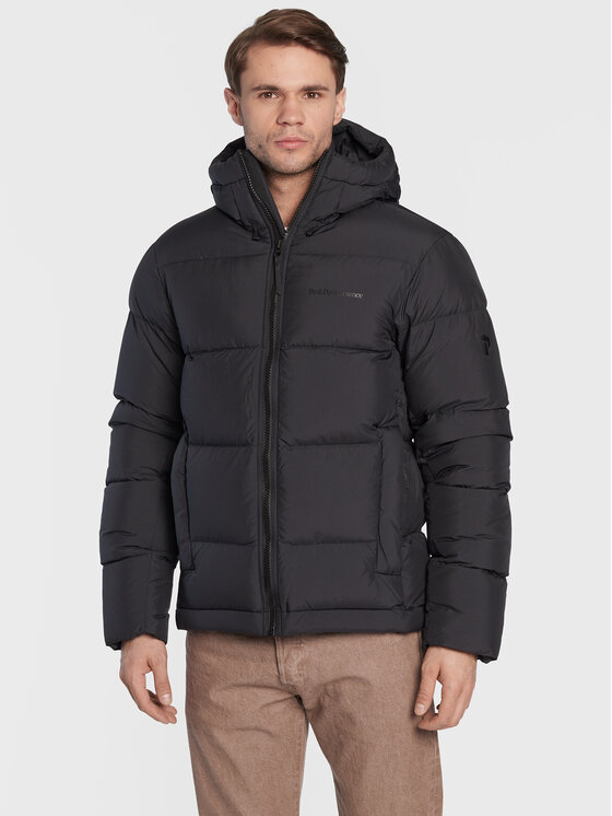 Peak Performance Vatovaná bunda Rivel Down G77962010 Čierna Regular Fit