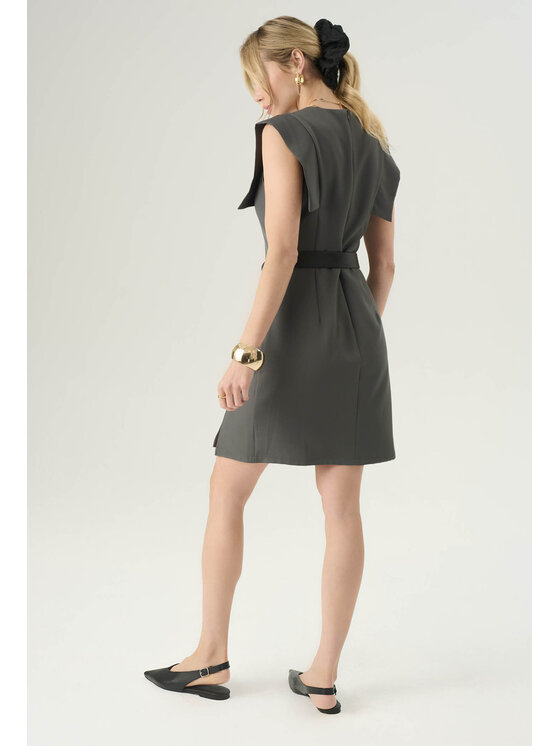 Femestage Femestage Každodenné šaty Femestage ESSENTIAL LINE DRE2590-019 Sivá Regular Fit