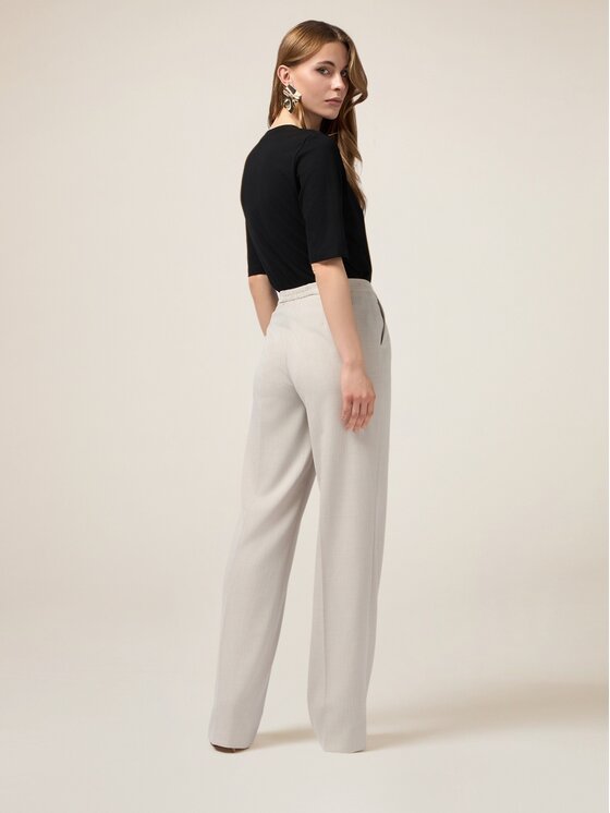 Oltre Oltre Pantaloni di tessuto P295R208442N002 Écru Baggy Fit