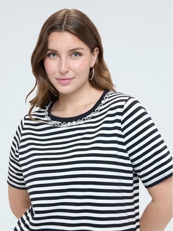 Fiorella Rubino Fiorella Rubino T-Shirt G0BAL009197N0Z3 Czarny Regular Fit
