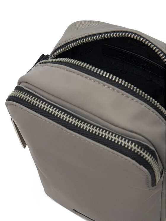 Calvin Klein Calvin Klein Плоска сумка Business Tech Reporter Xs K50K512888 Сірий