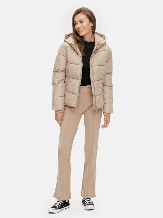 Pieces Pieces Зимно яке 17115626 Бежов Regular Fit