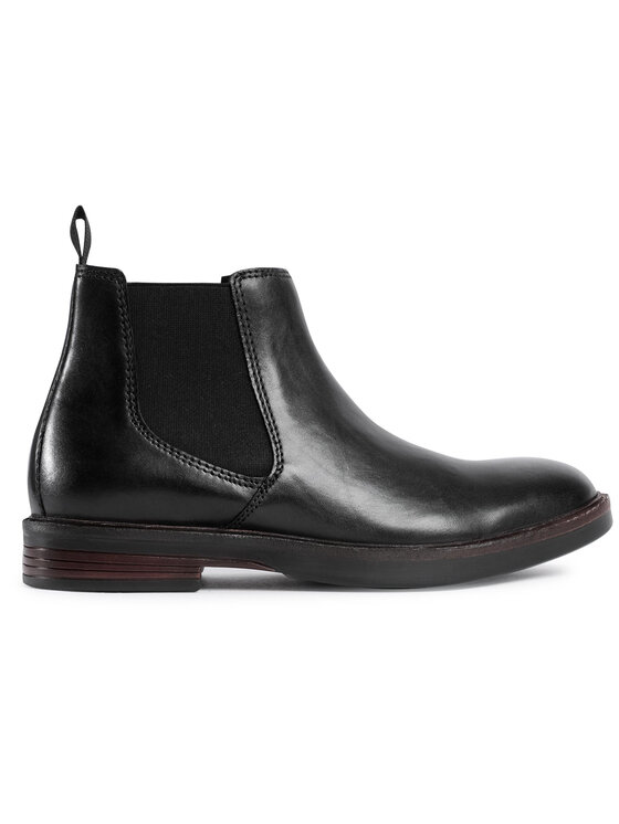 Paulson up clarks store