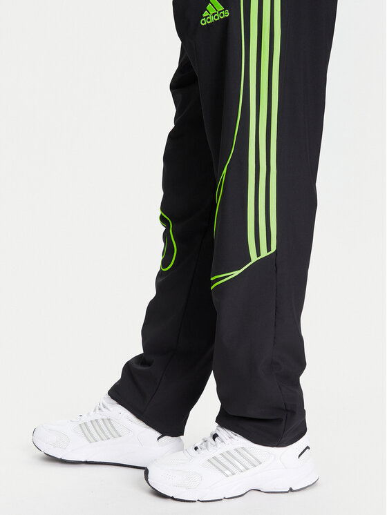 adidas adidas Jogginghose Teamgeist adicolor JW5869 Schwarz Loose Fit