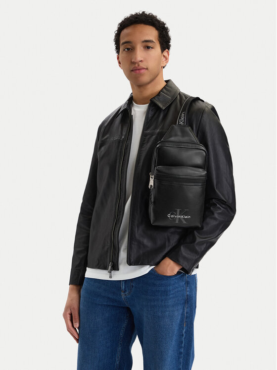 Calvin Klein Geantă crossover Bold Logo Webbing Sling LV04D3449G Negru
