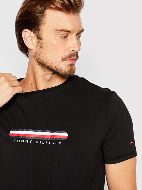 Tommy Hilfiger Tommy Hilfiger T-shirt Cn Ss UM0UM02348 Crna Regular Fit