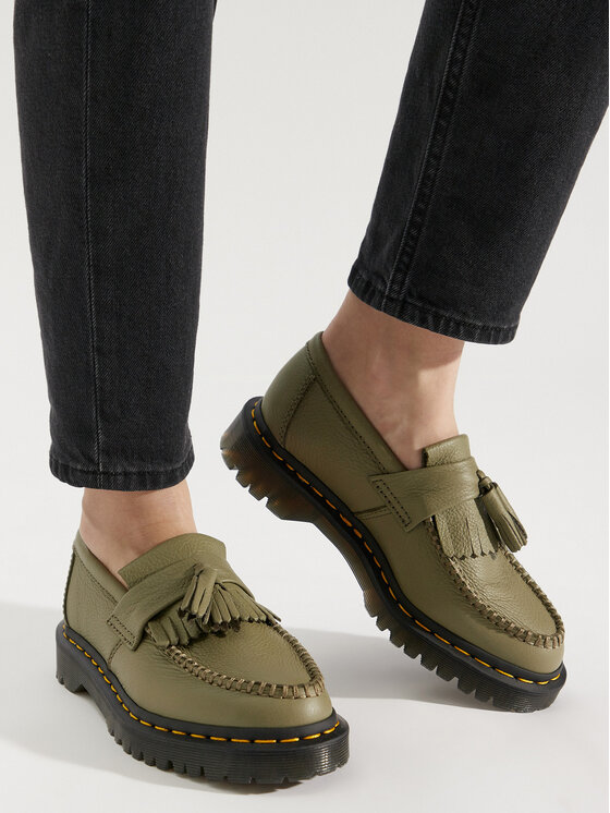 Dr. Martens Dr. Martens Mokassiinid Adrian Virginia 31703357 Khakivärviline
