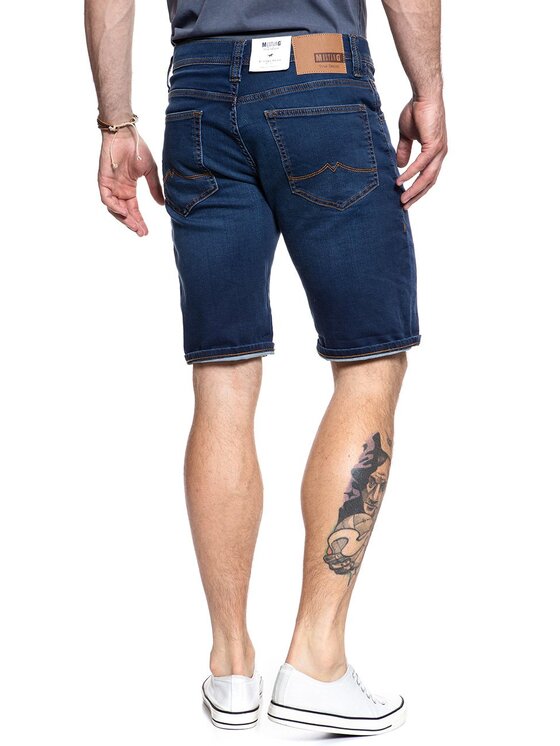 Mustang Mustang Pantaloncini di jeans CHICAGO SHORT Blu Slim Fit