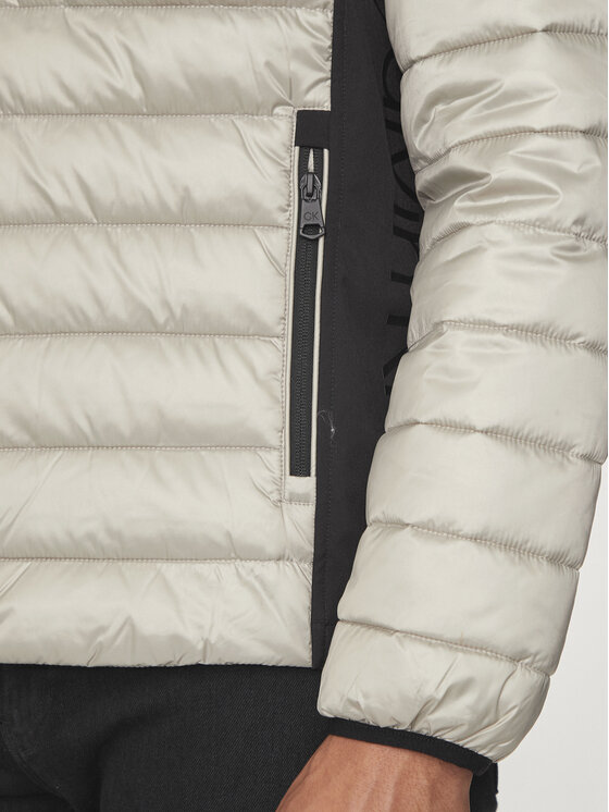 Calvin Klein Calvin Klein Pārejas jaka Recycled Side Logo K10K108291 Bēšs Regular Fit