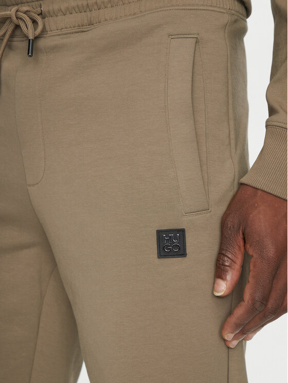 HUGO HUGO Spodnji del trenirke Dimacs 50533695 Rjava Relaxed Fit