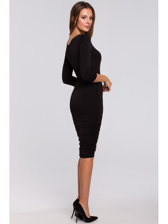 Makover Makover Sukienka elegancka K006 Czarny Regular Fit