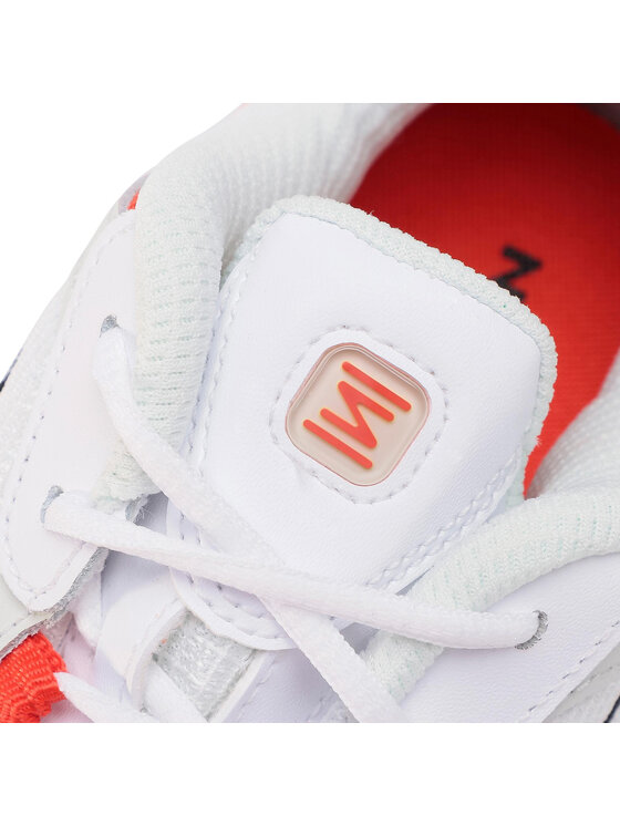 Nike Nike Tossud Shox Tl Nova AT8046 101 Valge