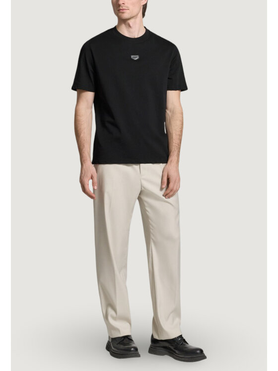 Antony Morato Antony Morato T-shirt RELAXED FIT WITH METAL RUBBER PLATE Nero Relaxed Fit