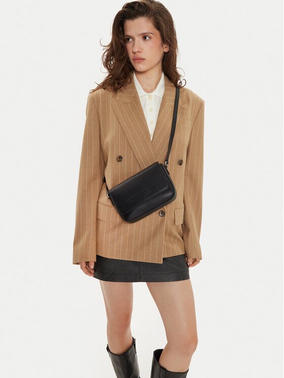 Tommy Jeans Tommy Jeans Käekott Ess Must AW0AW16808 Must