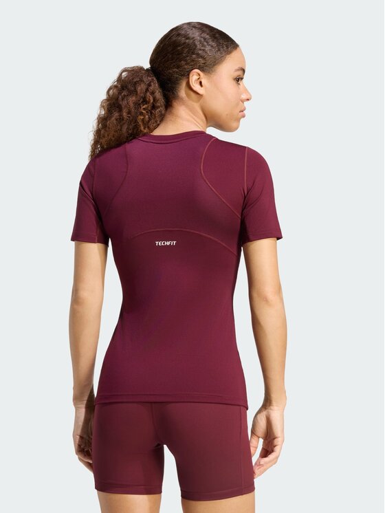 adidas adidas Koszulka techniczna 135223 Czerwony Fitted Fit