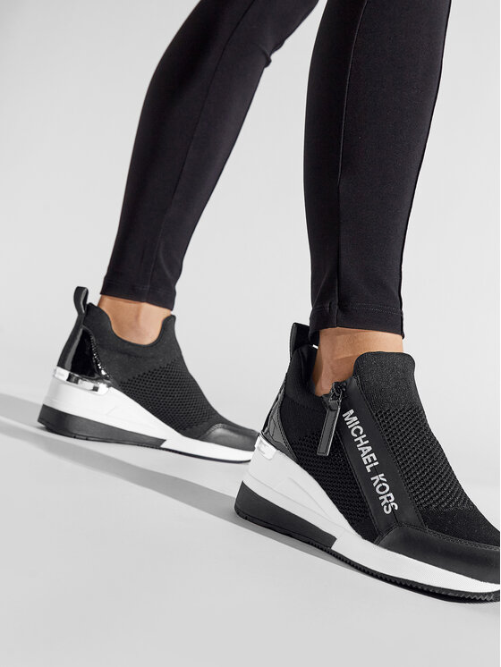 MICHAEL Michael Kors MICHAEL Michael Kors Laisvalaikio batai Willis Wedge Trainer 43S2WIFS1D Juoda